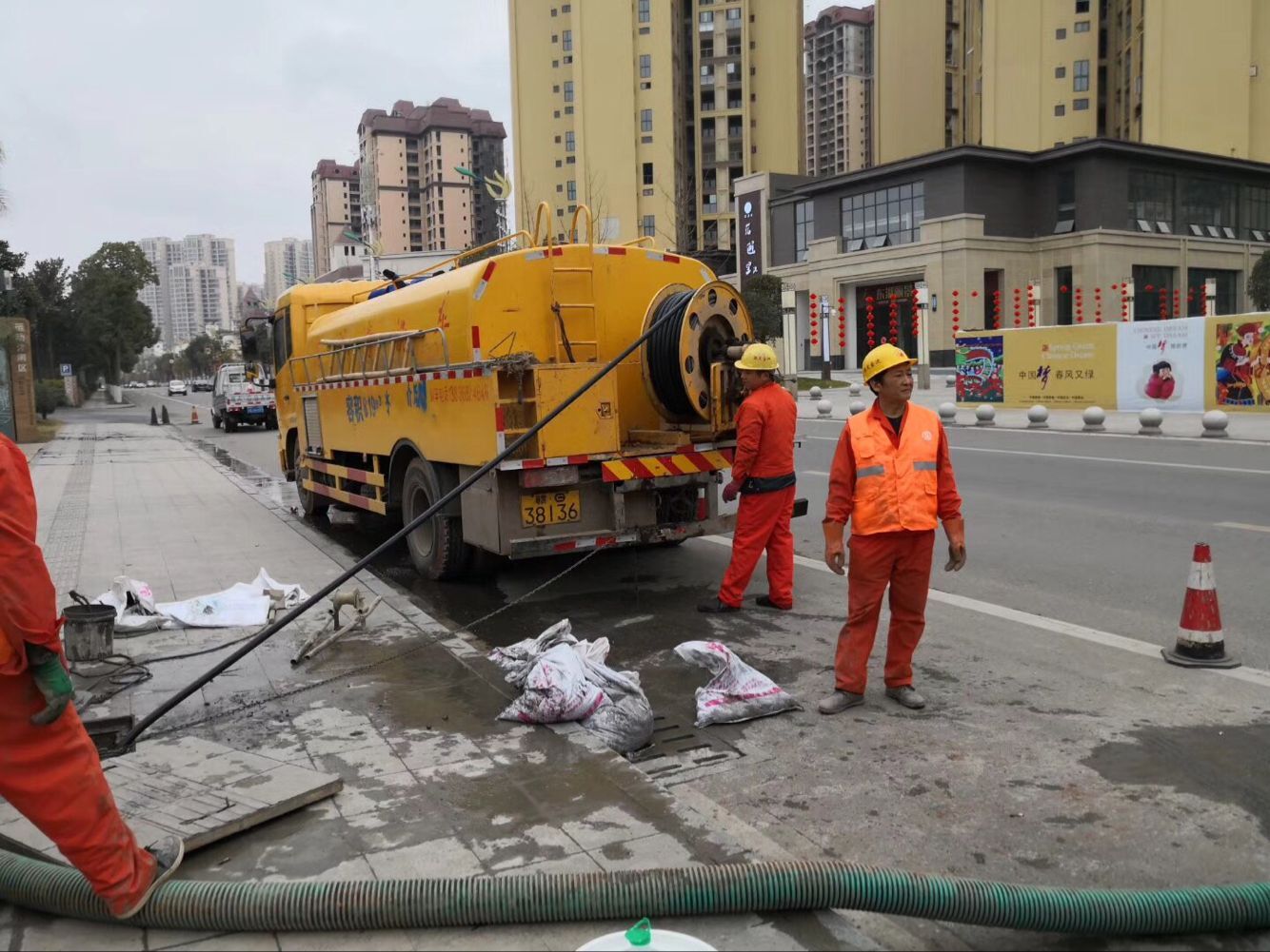 峨蔓镇排污管道清淤-管道清洗