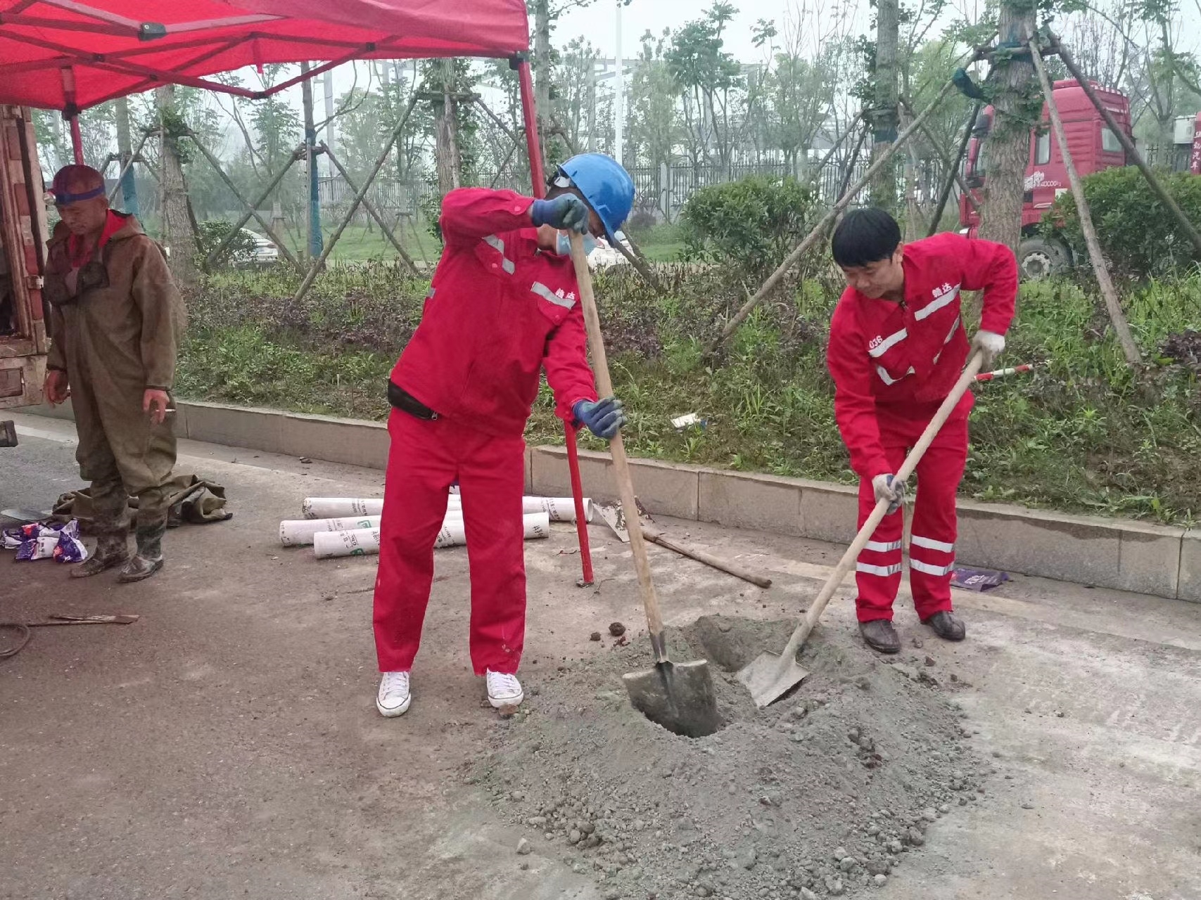 峨蔓镇管道疏通哪家好】及时进行市政管道清淤